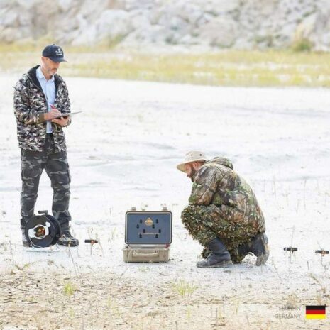 OKM GeoSeeker Mini Geoelectric Water & Cavity Detector OKM GeoSeeker Mini Geoelectric Water & Cavity Detector
